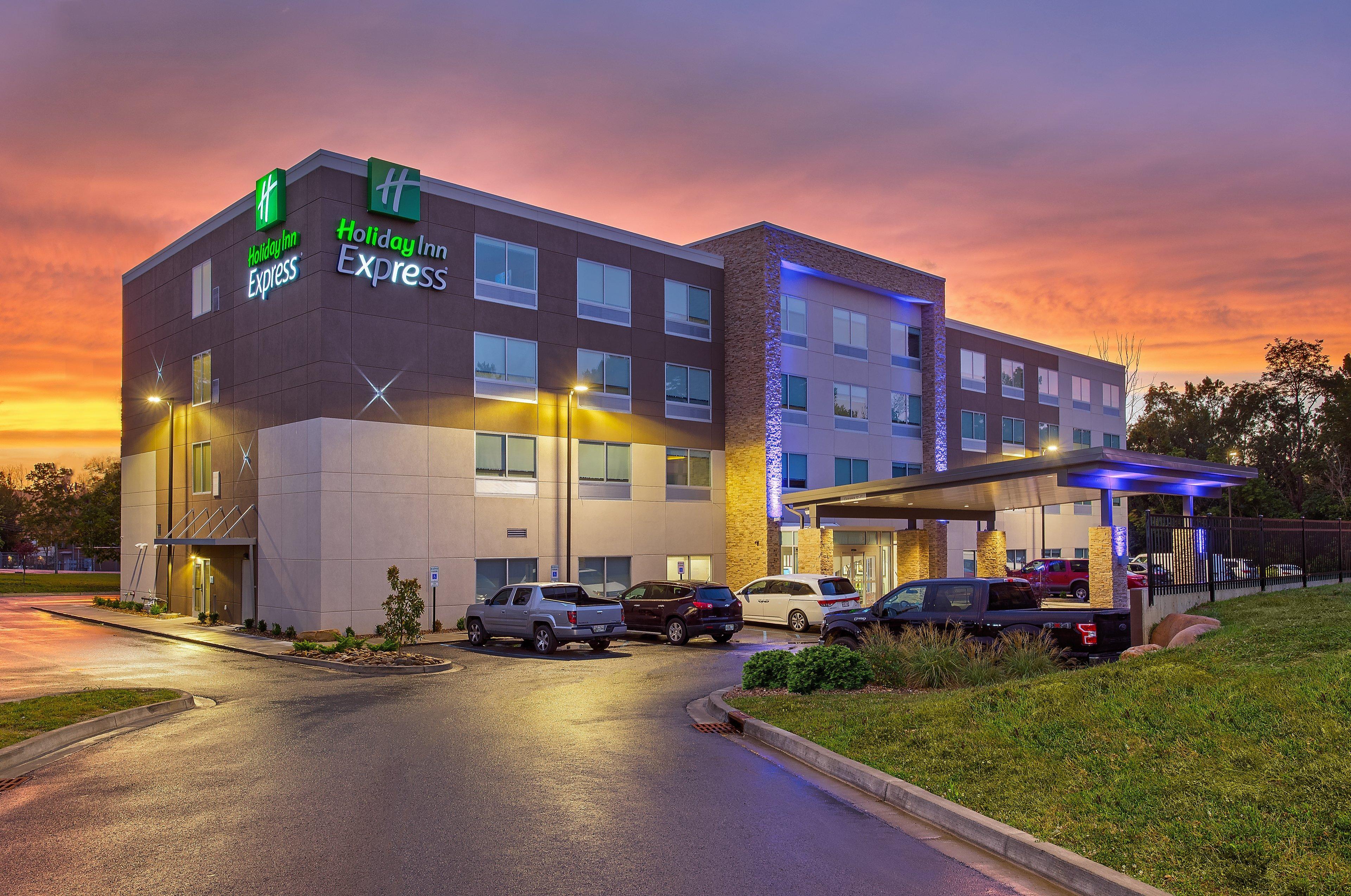 Holiday Inn Express Williamsburg By Ihg Экстерьер фото